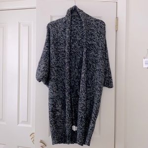 Calvin Klein Sweater/jacket. Good condition 😎